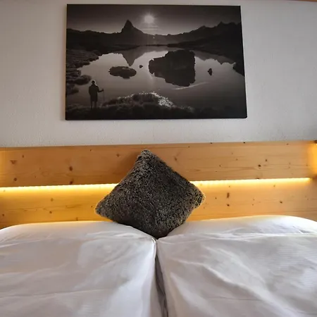Matterhornblick Otel 3*