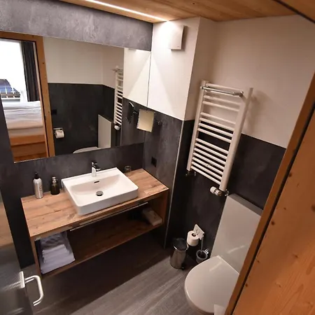 Otel Matterhornblick 3*
